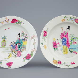 Deux assiettes raffinées en porcelaine de Chine famille rose, Yongzheng, 1723-1735
