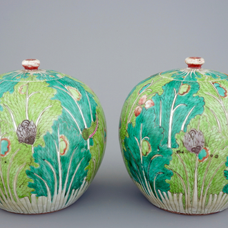 A pair of Chinese "cabbage and insects" ginger jars and covers, 19th C.