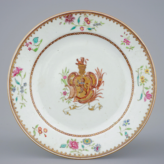 A Chinese famille rose export porcelain armorial plate, Qianlong, 18th C.