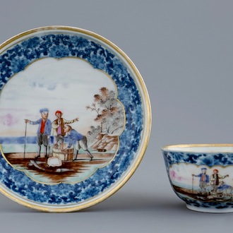 Une tasse et soucoupe en porcelaine de Chine export au sujet d'un marchand de poissons, Qianlong, 18ème