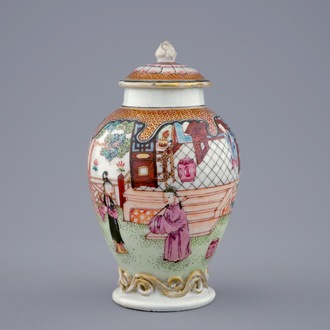 A Chinese famille rose tea caddy and cover, Yongzheng, 1723-1735