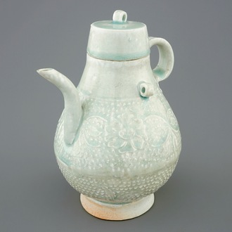 Une aiguière couverte en porcelaine de Chine Qingbai, Dynastie Song du Sud (1127-1279)