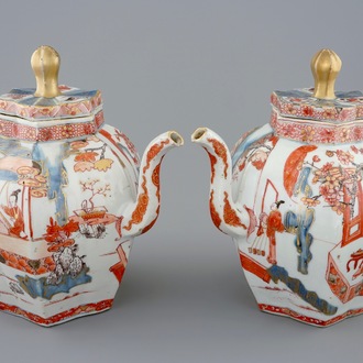 A fine pair of large Chinese Imari style teapots and covers, Kangxi