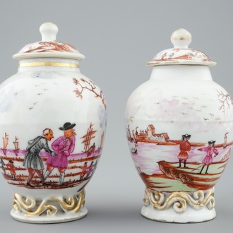 Twee Chinese famille rose theebussen met Europese voorstellingen, Qianlong, 18e eeuw