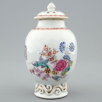 A Chinese famille rose export tea caddy and cover, Qianlong, 18th C.
