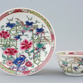 Une tasse et soucoupe en porcelaine de Chine famille rose coquille d'oeuf aux écureuils, Yongzheng, 1723-1735