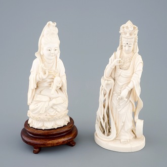 Twee Chinese ivoren figuren van Boddhisatva, ca. 1920