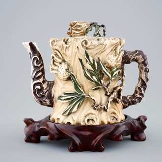 A polychrome Chinese carved ivory teapot and cover, ca. 1900