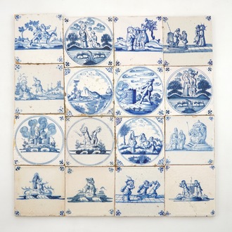 Un lot de 16 carreaux religieux en faïence de Delft bleu et blanc, 17/18ème