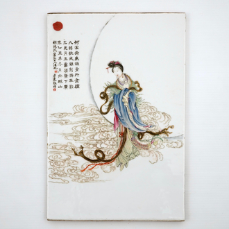 A Chinese qianjiang cai plaque with Chang'e, goddess of the moon, early 20th C.