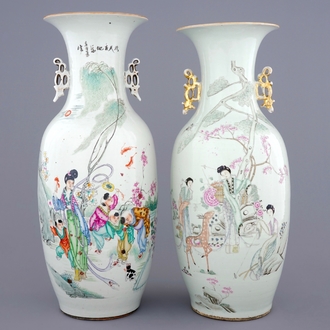 Deux vases en porcelaine de Chine famille rose aux femmes et enfants dans un jardin, 19/20ème