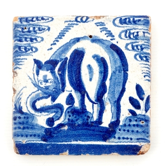 Un carreau en faïence de Delft bleu et blanc à décor d'un éléphant, Rotterdam, vers 1620