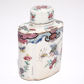 Une boîte à thé hexagonale en porcelaine de Chine famille rose, Qianlong