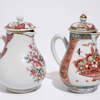 Deux pots à lait couverts en porcelaine de Chine famille rose et surdécoré aux Pays-Bas, Qianlong