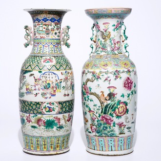 Deux grands vases en porcelaine de Chine famille rose, 19ème