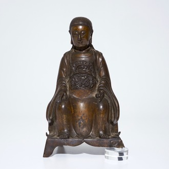Un modèle de Zhenwu assis en bronze, Ming