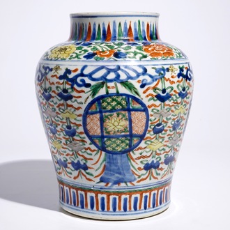 A Chinese Transitional wucai vase with buddhist emblems, Transitional period, Chongzhen/Shunzhi