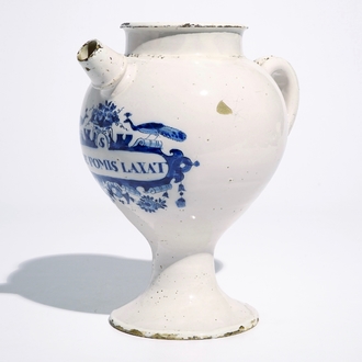A large Dutch Delft blue and white wet drug jar "S. De Pomis Laxat", 18th C.