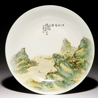 A Chinese qianjiang cai landscape dish, 19/20th C.