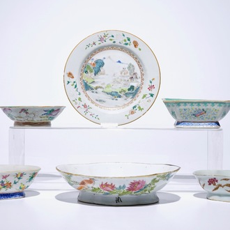 Five Chinese famille rose and qianjiang cai bowls and a famille rose plate, 18/20th C.