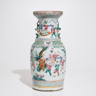 A Chinese famille rose vase with playing boys, 19th C.