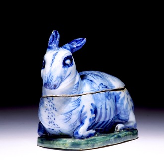 A small polychrome Dutch Delft tureen in the shape of a hare, 18th C.