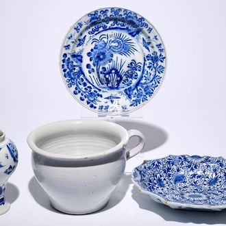 A varied lot of blue and white Dutch Delft and French Rouen pottery, 18th C.