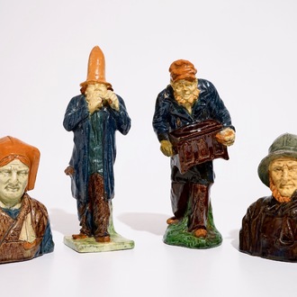 Quatre figures en poterie flamande d'une paire de pêcheurs et deux musiciens, prob. ateliers de Laignel, 19/20ème