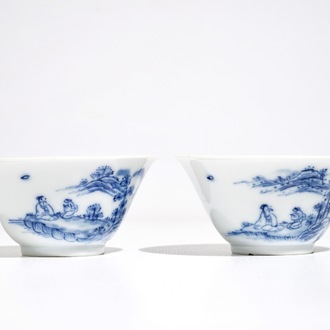 A pair of Chinese blue and white wine cups, Yongzheng