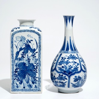 Un vase de forme bouteille et une boîte à thé en porcelaine de Chine bleu et blanc, Kangxi
