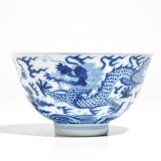 A Chinese blue and white dragon bowl, Daoguang mark, 19/20th C.