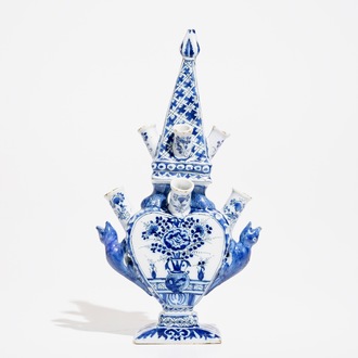 A Dutch Delft blue and white heart-shaped pyramidal tulip vase, 2nd half 17th C.
