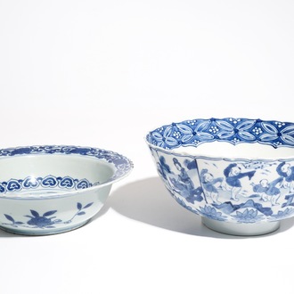 A Chinese blue and white bowl with figures, Kangxi, and a klapmuts crane bowl, probably Wanli