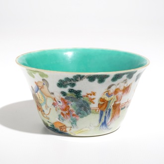 Un bol en porcelaine de Chine famille rose, marque et époque de Jiaqing