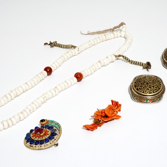 A brooch, a necklace, a bracelet and two buckles in coral and other stones, poss. Nepal/Tibet, 19/20th C.