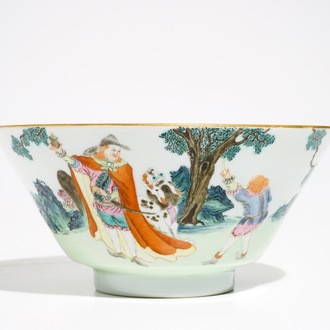 Un bol en porcelaine de Chine famille rose à décor d'européens, marque et époque de Qianlong