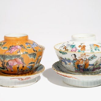 Deux bols couverts sur socles en porcelaine de Chine famille rose, 19ème