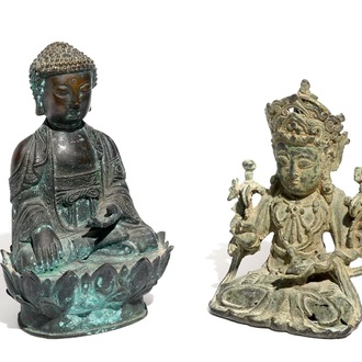 Deux modèles de Bouddha et Guanyin en bronze, Chine, Ming et postérieur