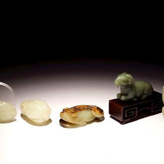 Cinq pièces en jade sculpté, Chine, 19/20ème