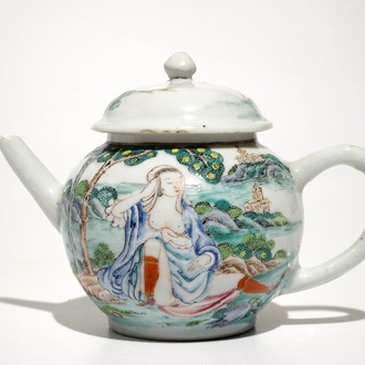 Une théière en porcelaine de Chine famille rose à décor érotique, Qianlong