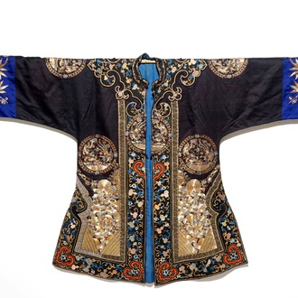 A Chinese embroidered silk woman's robe, Qing