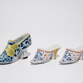 Three polychrome Dutch Delft models of shoes, 18th C.