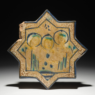 Een Islamitische stertegel met lusterglazuur, Kashan, Iran, 13e eeuw