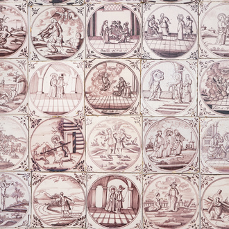 Een veld van 42 mangane Delftse tegels met bijbels decor in medaillon, 18e eeuw