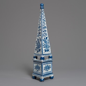 A blue and white Delft style obelisk with floral design, Braunschweig, Germany, 18th C.