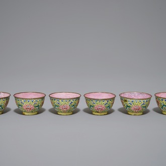 Six Chinese Canton enamel yellow-ground tea bowls, 18/19th C.