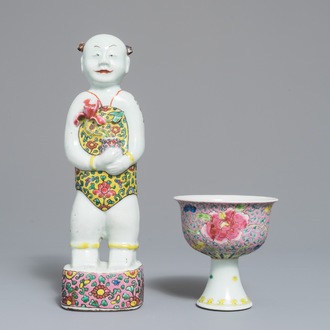 A Chinese famille rose stem cup and a Hoho twin figure, Yongzheng/Qianlong