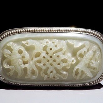 A Chinese jade-topped silver box, signed Yuchang Sterling, 1st half 20th C