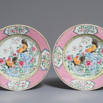 A pair of fine Chinese famille rose rooster plates, Yongzheng