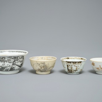 Un bol et trois tasses en porcelaine de Chine grisaille et doré, Yongzheng/Qianlong